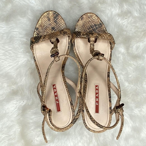 Prada woman's shoes size 37 - Picture 2 of 2